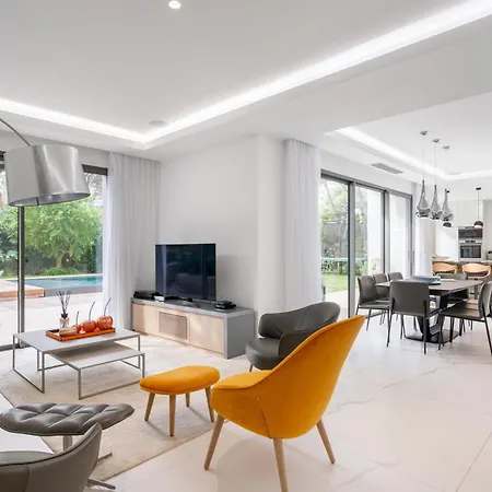 Superbe Contemporaine A Saint-raphael A 200 M De La فيلة Saint-Raphaël