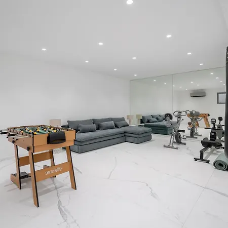 Superbe Contemporaine A Saint-raphael A 200 M De La فيلة Saint-Raphaël