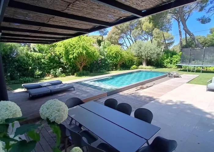 Superbe Contemporaine A Saint-raphael A 200 M De La *